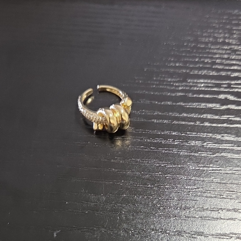 Sparkling Gold Plated & Inlay Stones Open Knot Ring